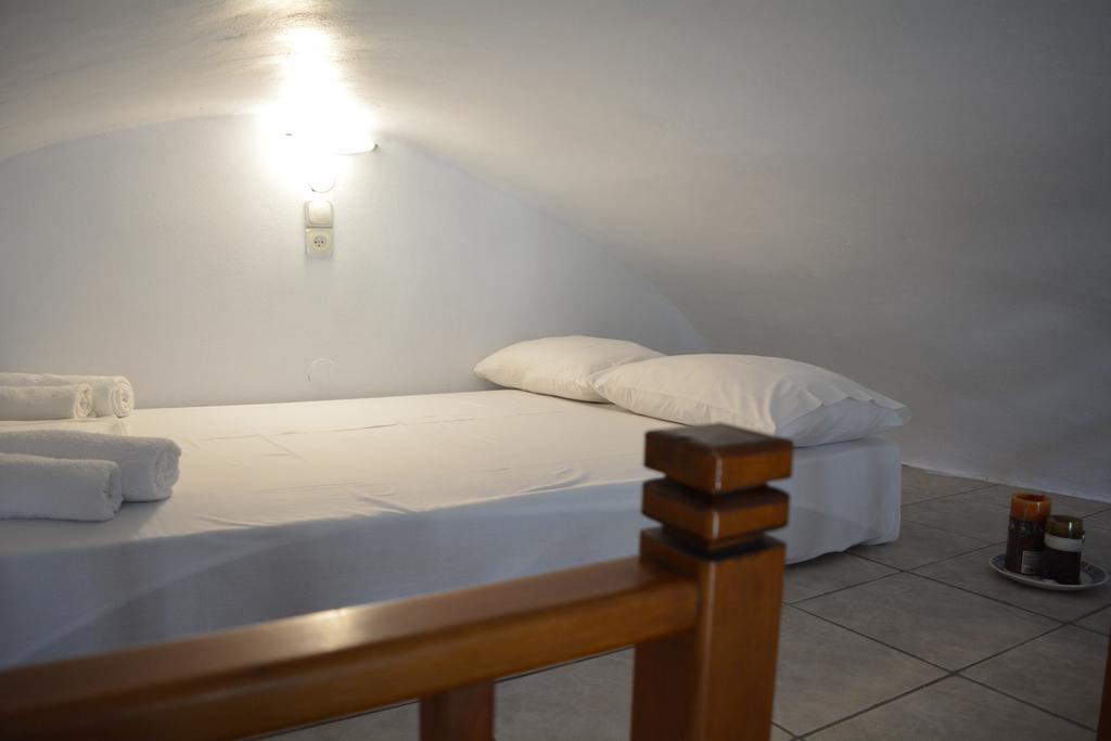 Volta Stonehouse Apartments Fratsia Exterior foto
