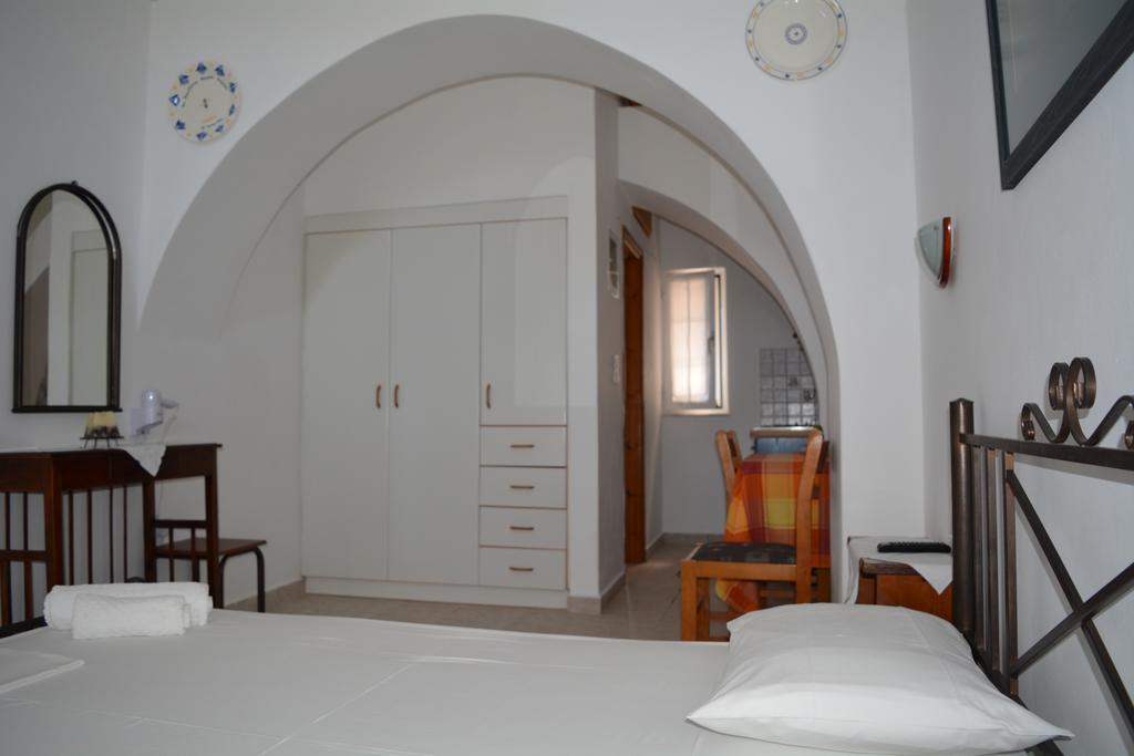 Volta Stonehouse Apartments Fratsia Exterior foto